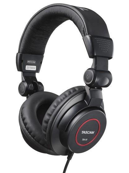 Tascam Studio Grade Headphones 32 Ohms Cable length 3 M