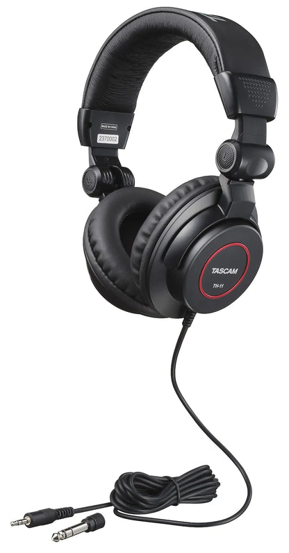 Tascam Studio Grade Headphones 32 Ohms Cable length 3 M